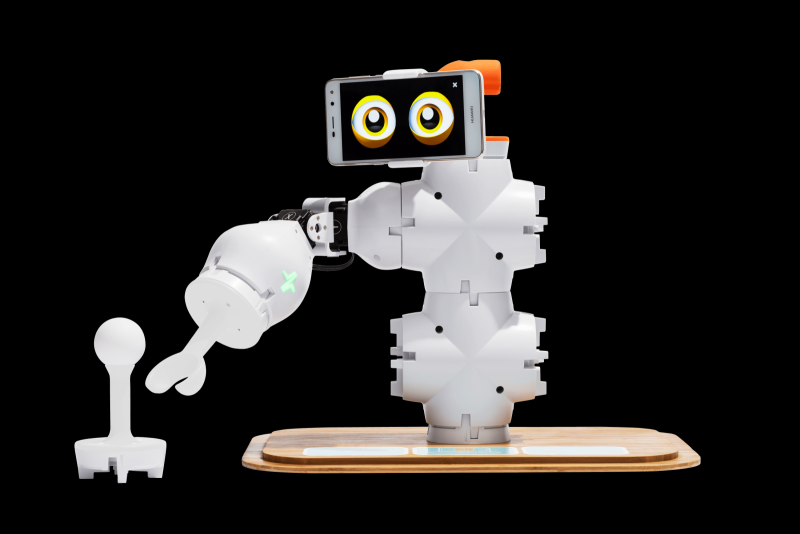SHAPE ROBOTICS FABLE Explore robots